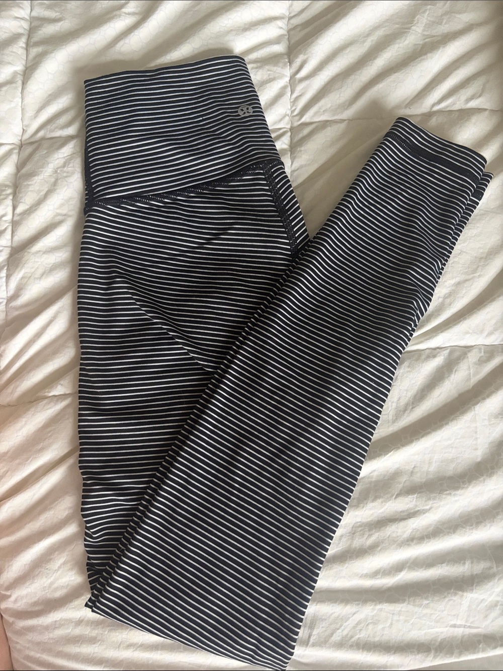 Lululemon Black & White Striped Leggings size 4